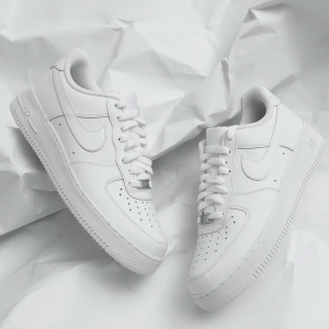 Nike Air Force 1 '07 White